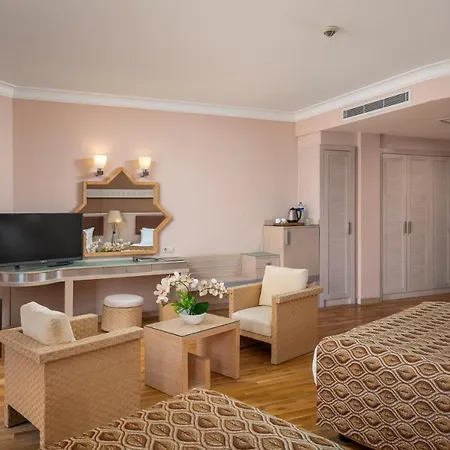 Rezort Mukarnas & Okurcalar