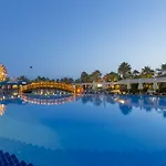 Resort Mukarnas & 5*