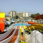 Resort Mukarnas &