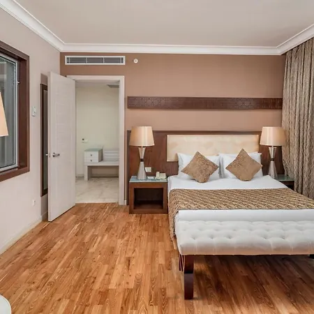 度假村 穆卡尔纳斯spa度假酒店 欧库卡拉