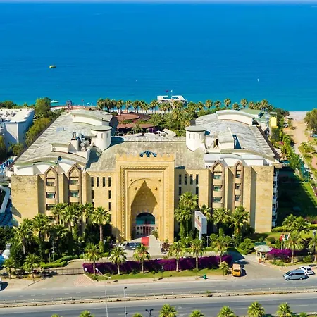 穆卡尔纳斯spa度假酒店 欧库卡拉