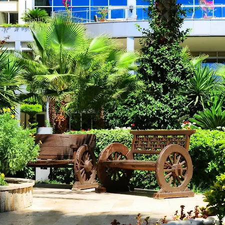 Resort Mukarnas & Okurcalar