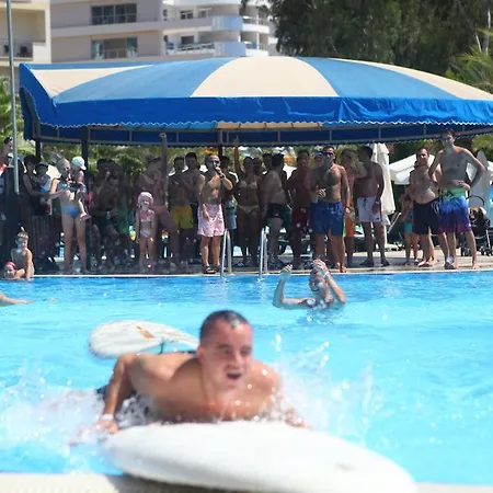 穆卡尔纳斯spa度假酒店 5* 欧库卡拉