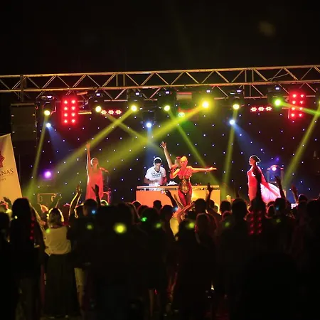 穆卡尔纳斯spa度假酒店 度假村 欧库卡拉