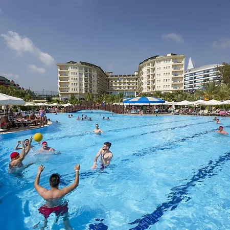 穆卡尔纳斯spa度假酒店 欧库卡拉