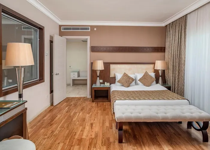 Resort Mukarnas & Okurcalar