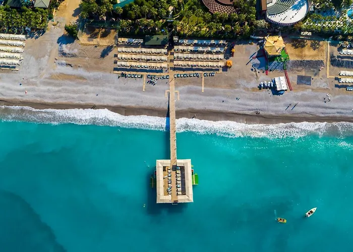 Resort Mukarnas & 5*